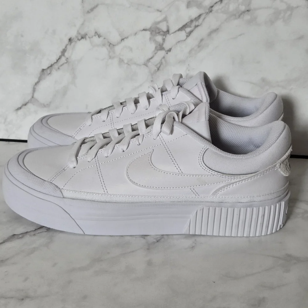 Nike Court Legacy Lift Womens White Sneakers Shoes Size 9.5